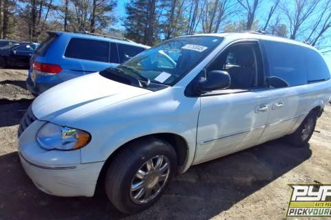 Photo of 2007 Chrysler Town & Country