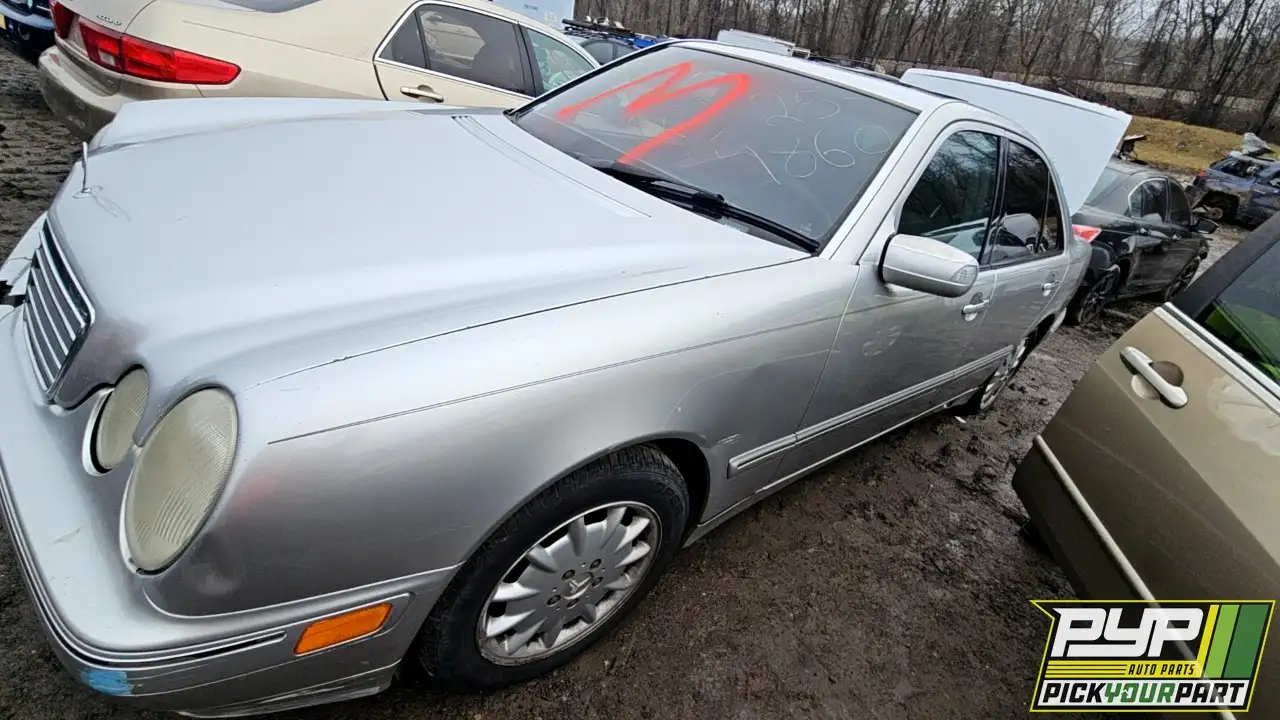 Photo of 2001 Mercedes-Benz E320