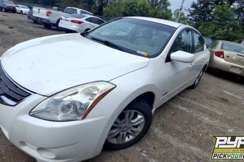 Photo of 2011 Nissan Altima