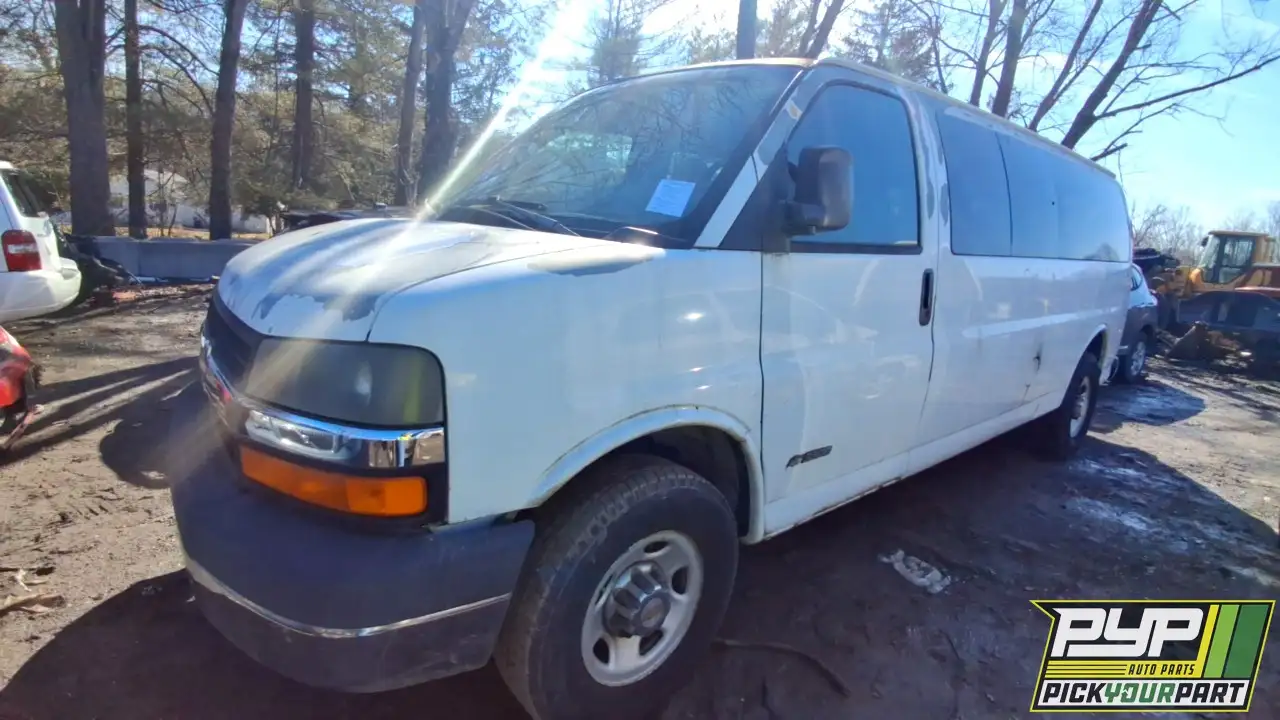 Photo of 2003 Chevrolet Express 3500