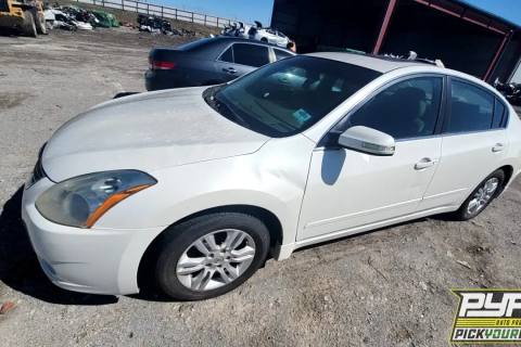 Photo of 2010 Nissan Altima