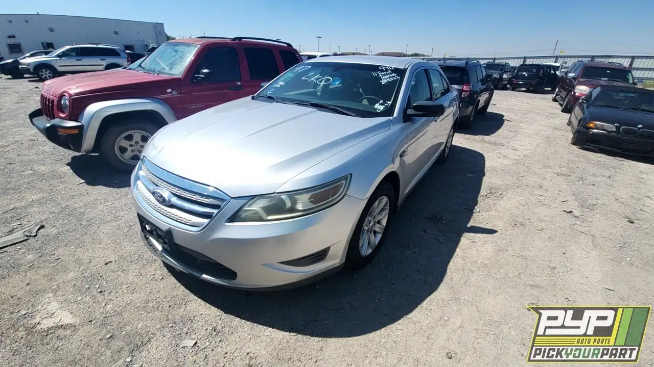 Photo of 2011 Ford Taurus