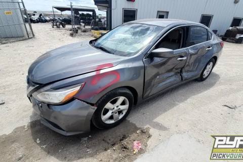 Photo of 2016 Nissan Altima