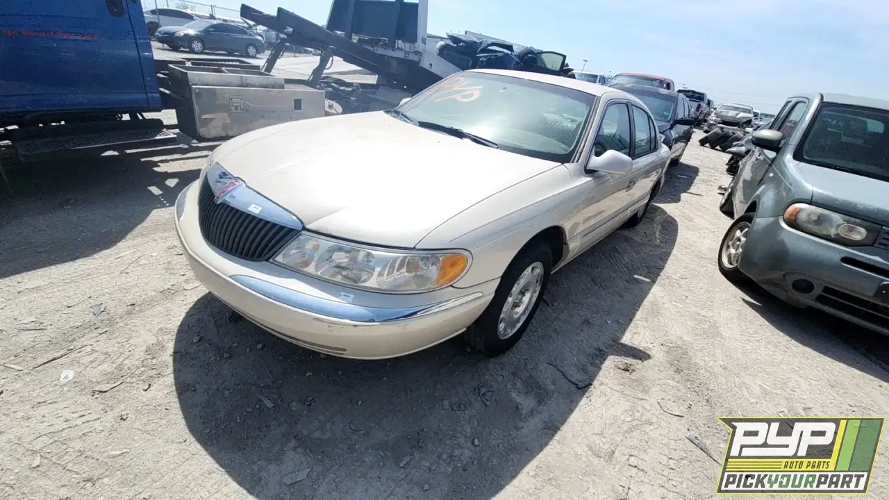 Photo of 2001 Lincoln Continental