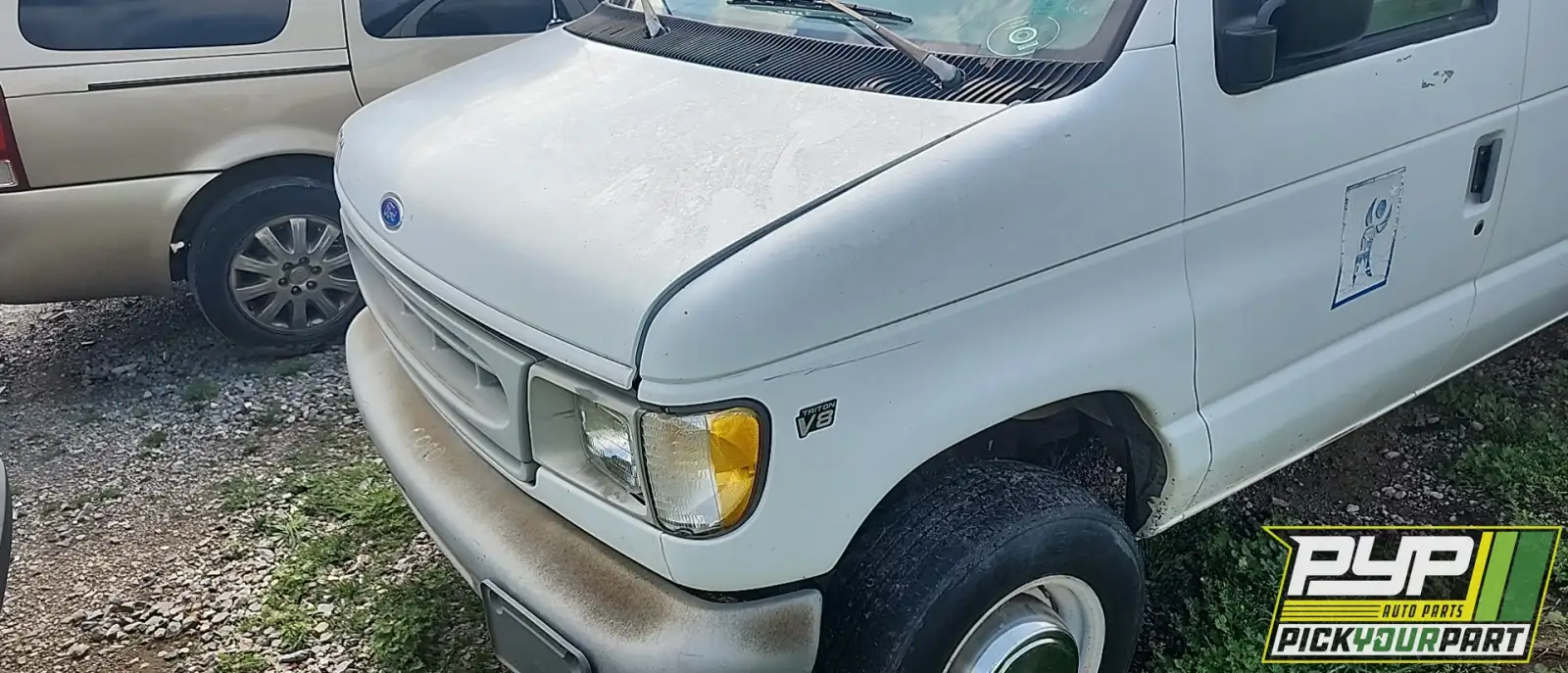 Photo of 1997 Ford E-250 Econoline