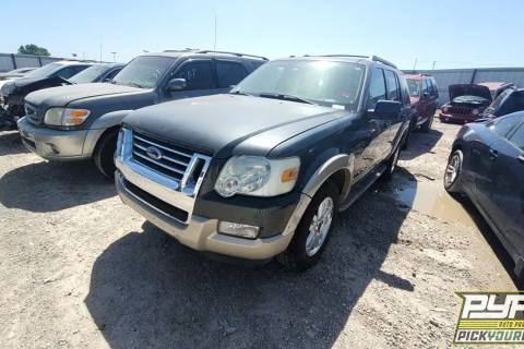 Photo of 2010 Ford Explorer