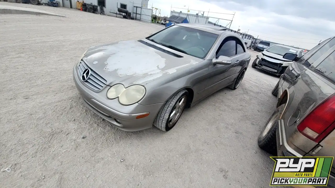 Photo of 2004 Mercedes-Benz Clk320