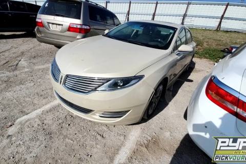Photo of 2014 Lincoln Mkz
