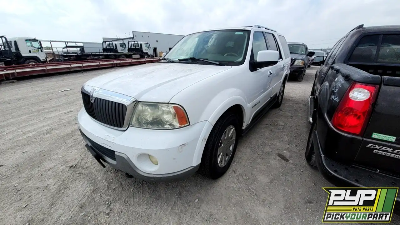 Photo of 2004 Lincoln Navigator