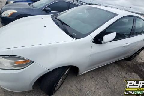 Photo of 2015 Dodge Dart