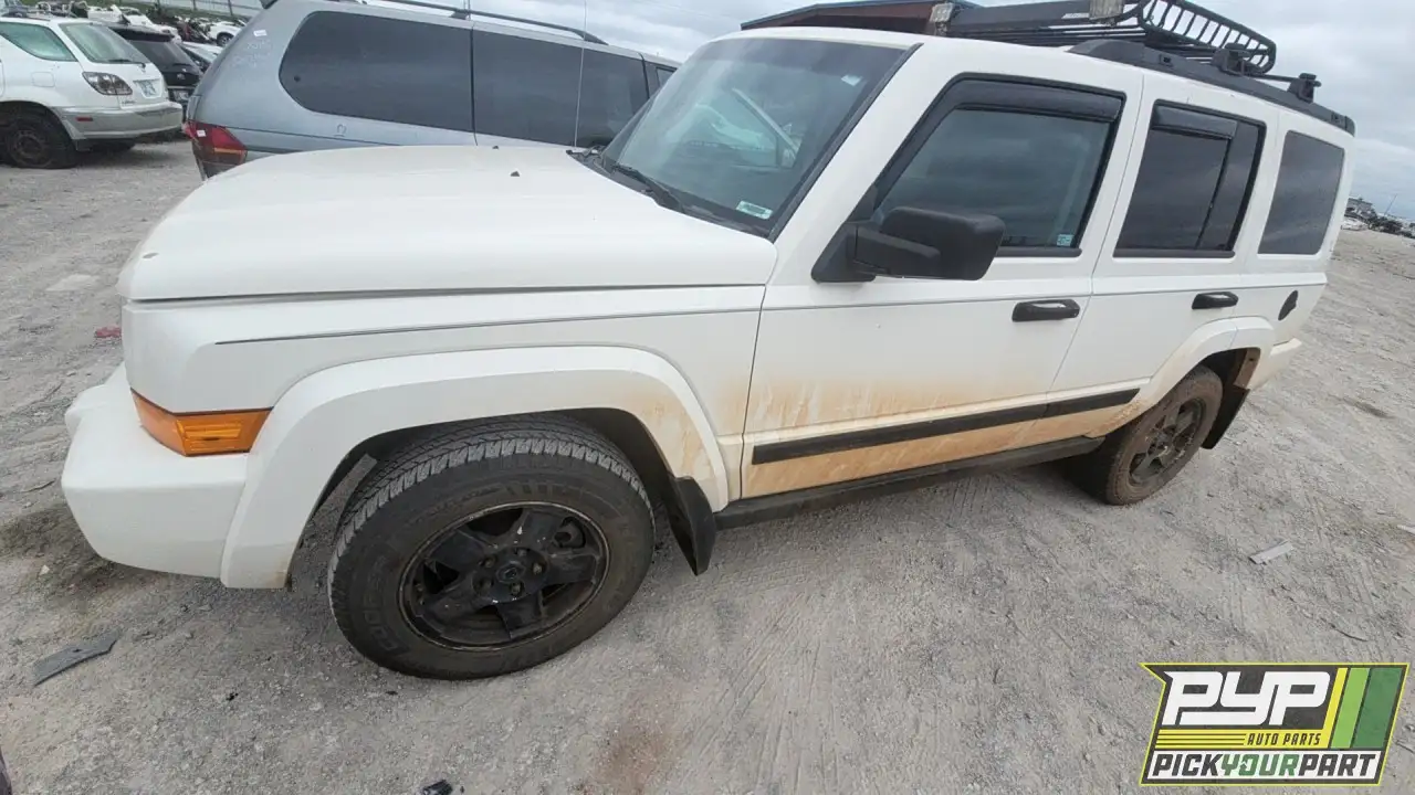 Photo of 2010 Jeep Commander