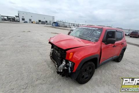 Photo of 2015 Jeep Renegade