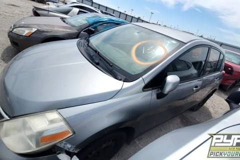 Photo of 2011 Nissan Versa