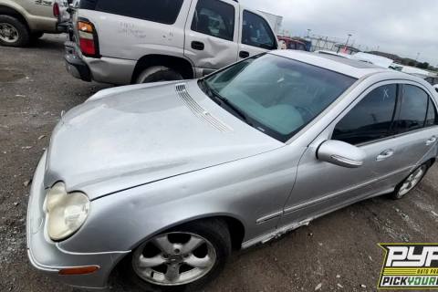 Photo of 2005 Mercedes-Benz C230