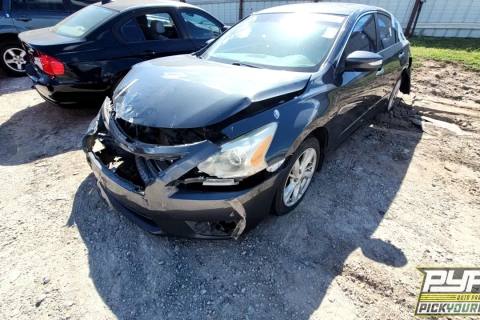 Photo of 2013 Nissan Altima