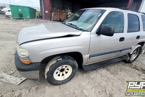 Photo of 2004 Chevrolet Tahoe