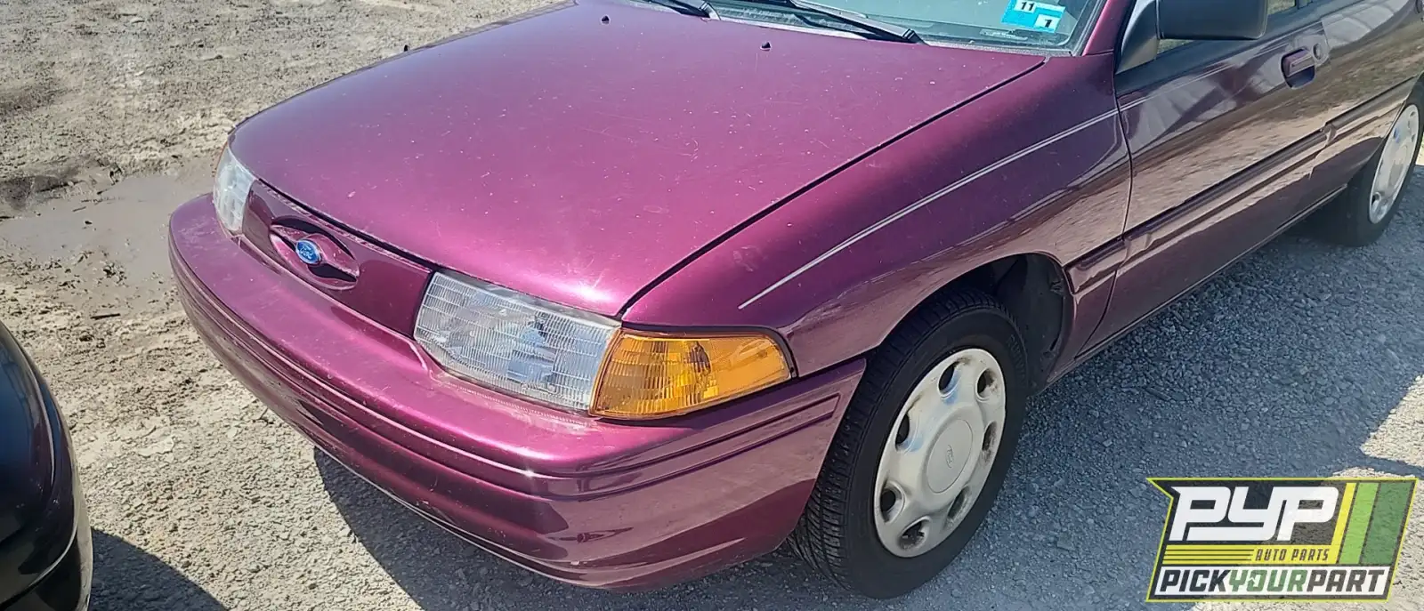Photo of 1995 Ford Escort