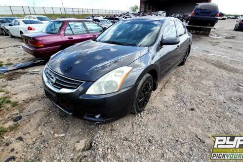 Photo of 2011 Nissan Altima