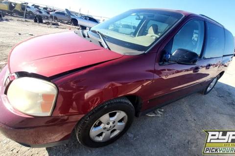Photo of 2005 Ford Freestar