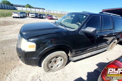Photo of 2010 Ford Expedition