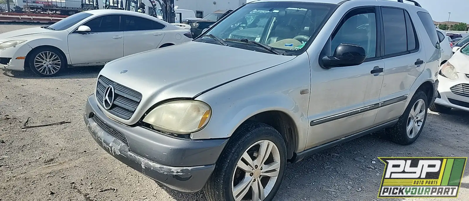 Photo of 1999 Mercedes-Benz Ml320