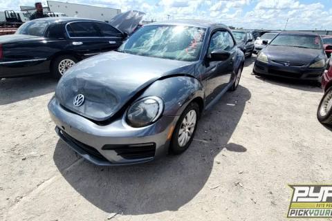 Photo of 2018 Volkswagen Beetle