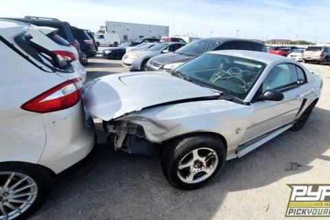 Photo of 2003 Ford Mustang