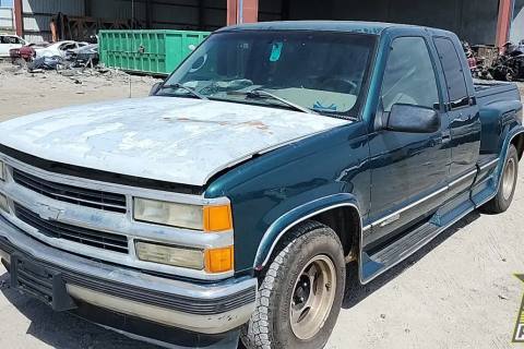 Photo of 1998 Chevrolet C1500