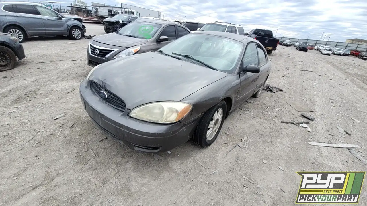 Photo of 2005 Ford Taurus