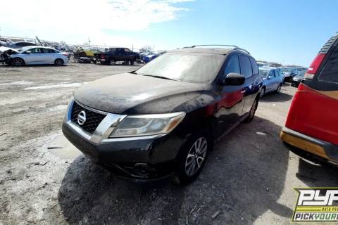 Photo of 2013 Nissan Pathfinder