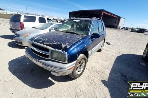 Photo of 2002 Chevrolet Tracker