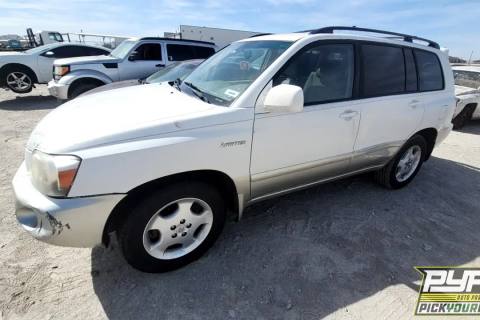 Photo of 2004 Toyota Highlander