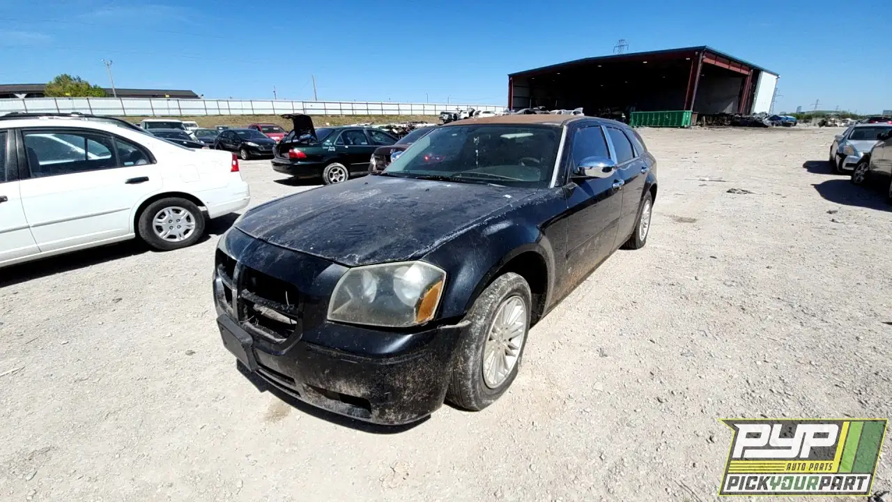 Photo of 2005 Dodge Magnum