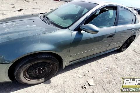 Photo of 2005 Nissan Altima