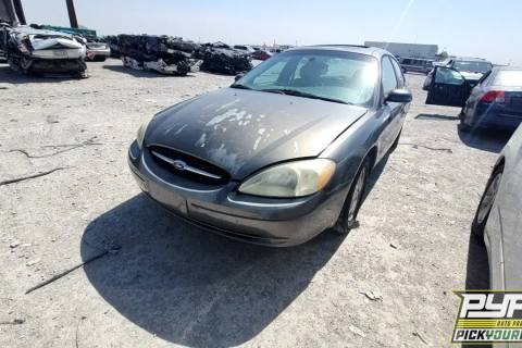 Photo of 2003 Ford Taurus
