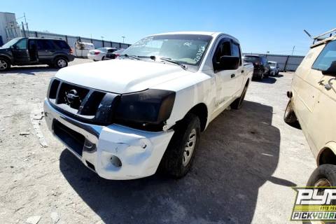 Photo of 2010 Nissan Titan