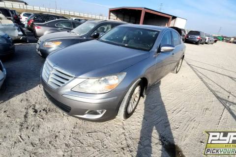 Photo of 2011 Hyundai Genesis