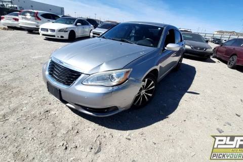 Photo of 2013 Chrysler 200