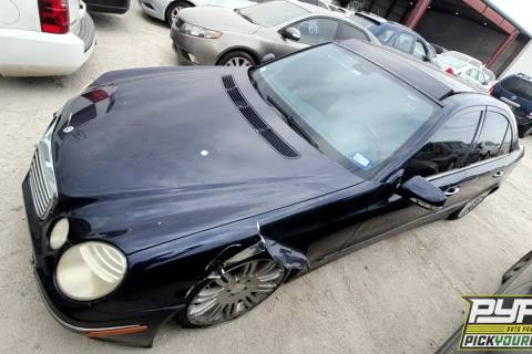 Photo of 2008 Mercedes-Benz E550