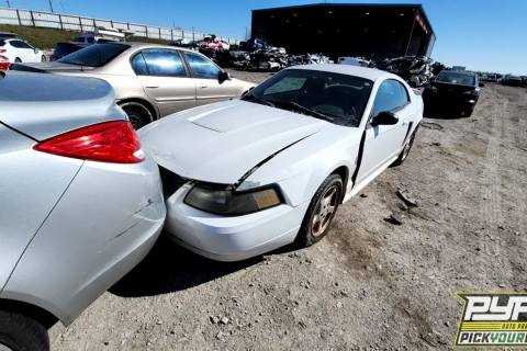 Photo of 2003 Ford Mustang