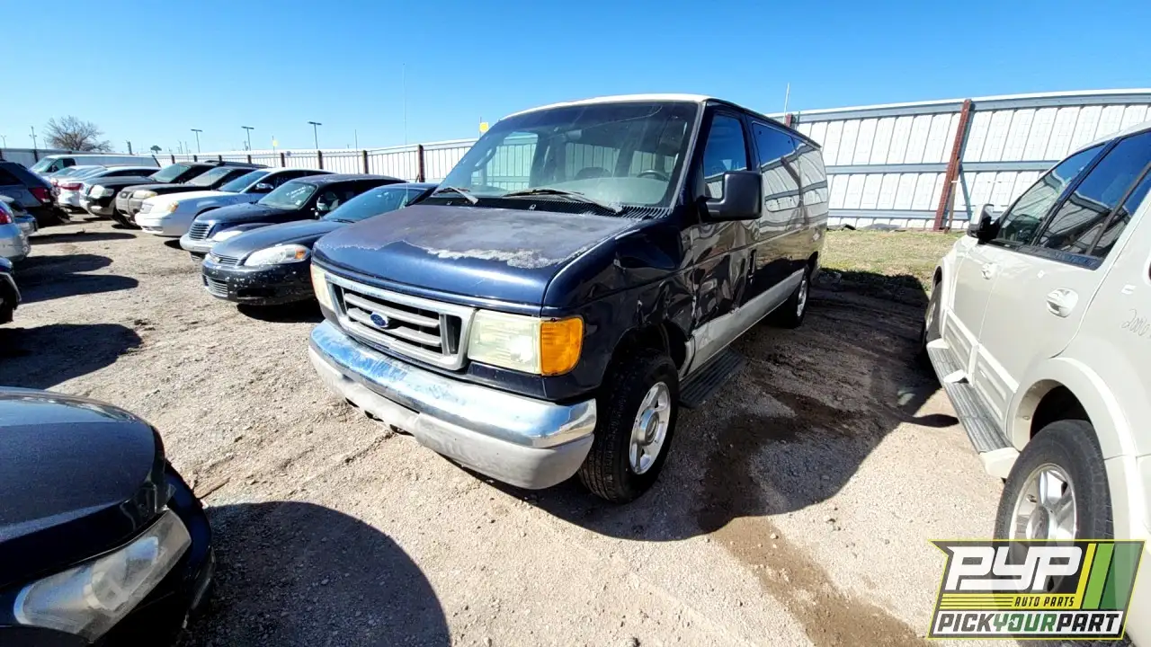 Photo of 2004 Ford E-150 Club Wagon