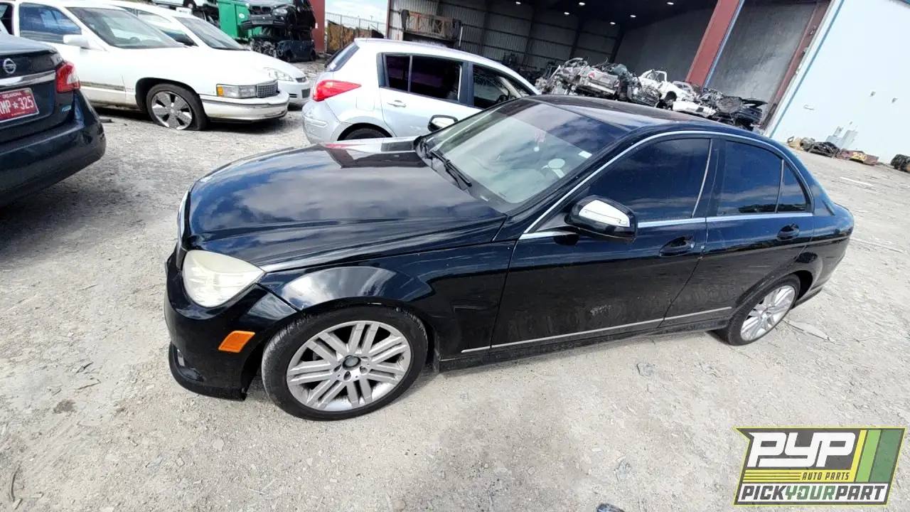 Photo of 2009 Mercedes-Benz C300