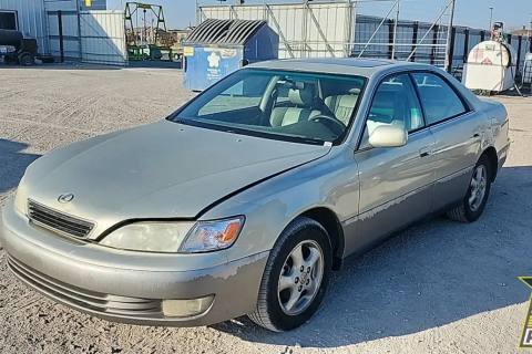Photo of 1998 Lexus Es300