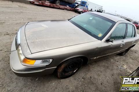 Photo of 2002 Mercury Grand Marquis