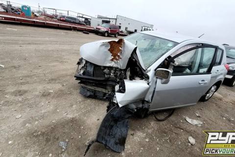 Photo of 2012 Nissan Versa