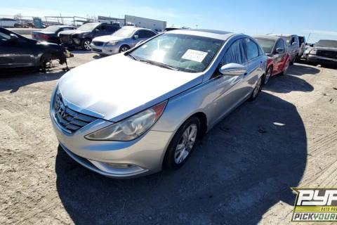 Photo of 2011 Hyundai Sonata