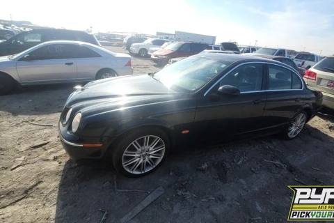 Photo of 2006 Jaguar S-Type