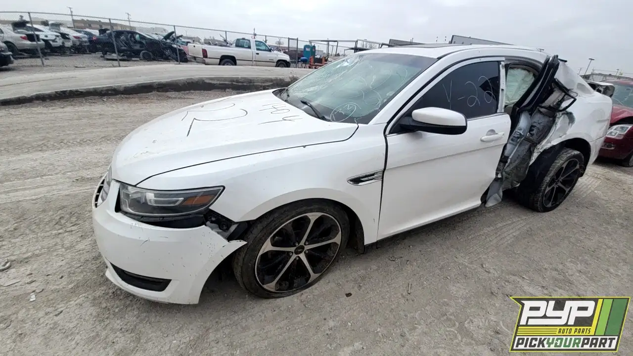 Photo of 2015 Ford Taurus