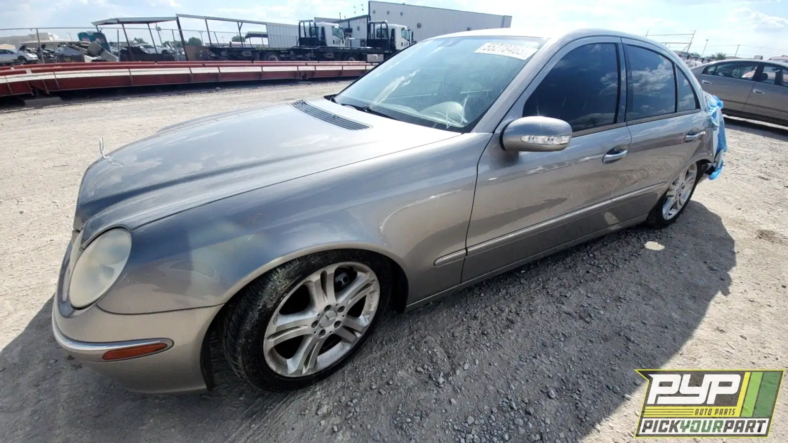 Photo of 2005 Mercedes-Benz E500
