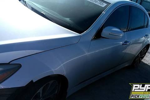 Photo of 2014 Hyundai Genesis